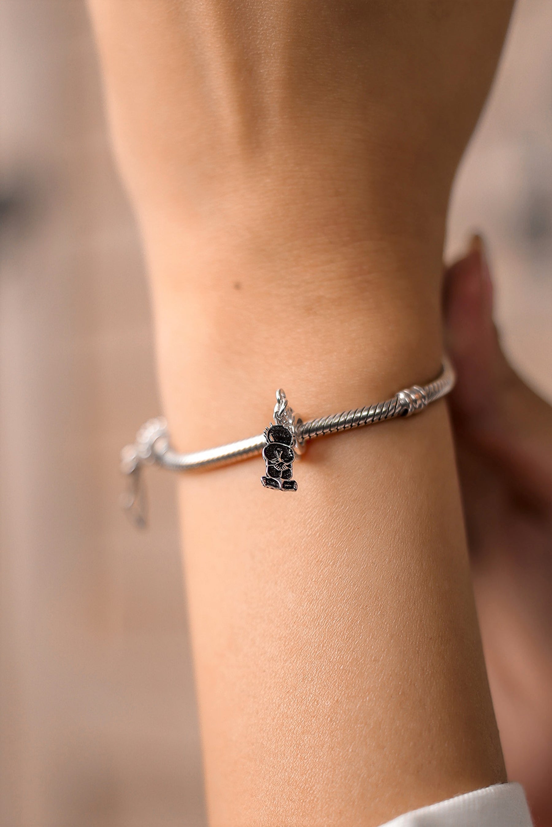 Handala pandora charm