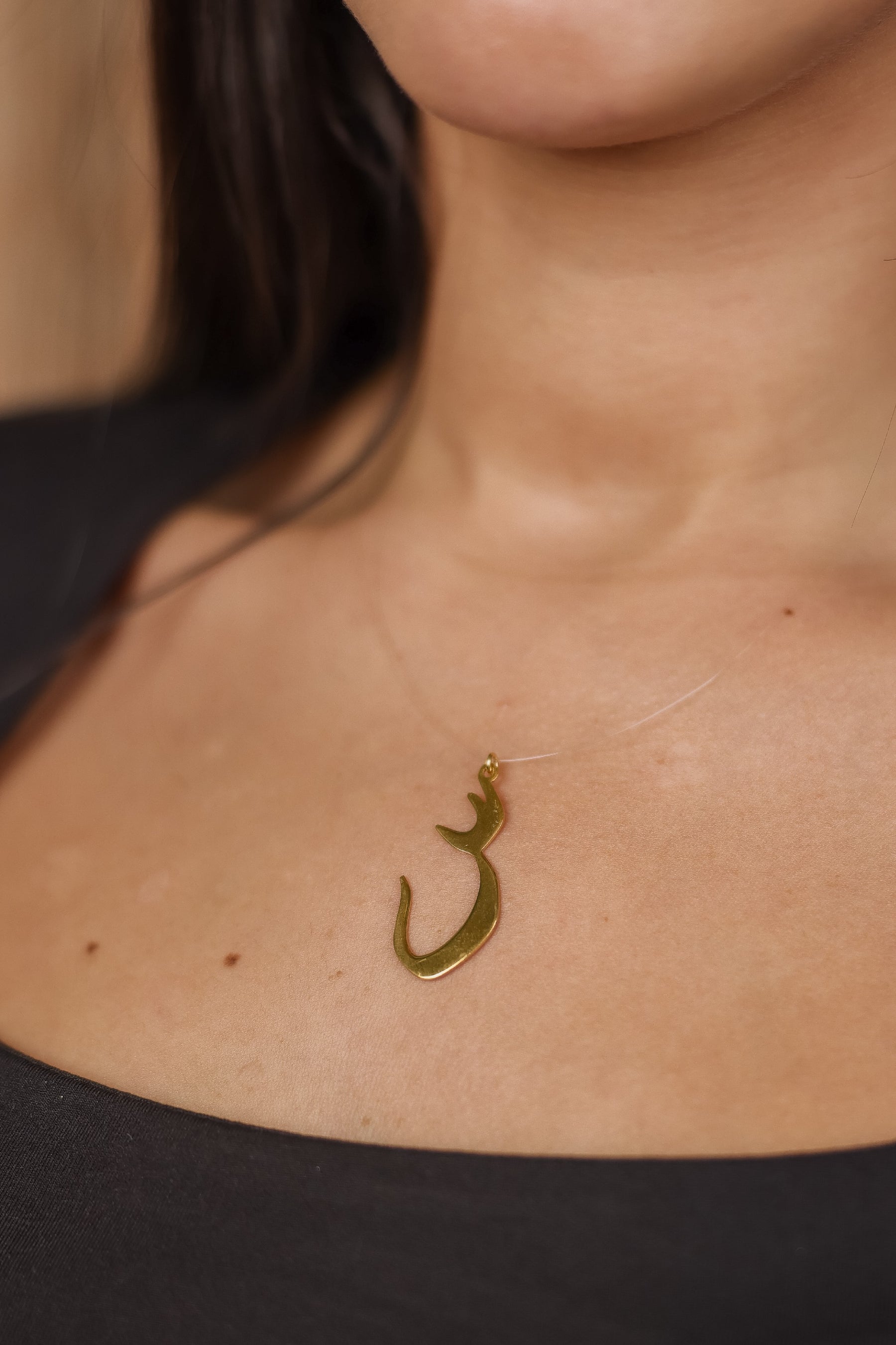 Letter necklace with transparent chain