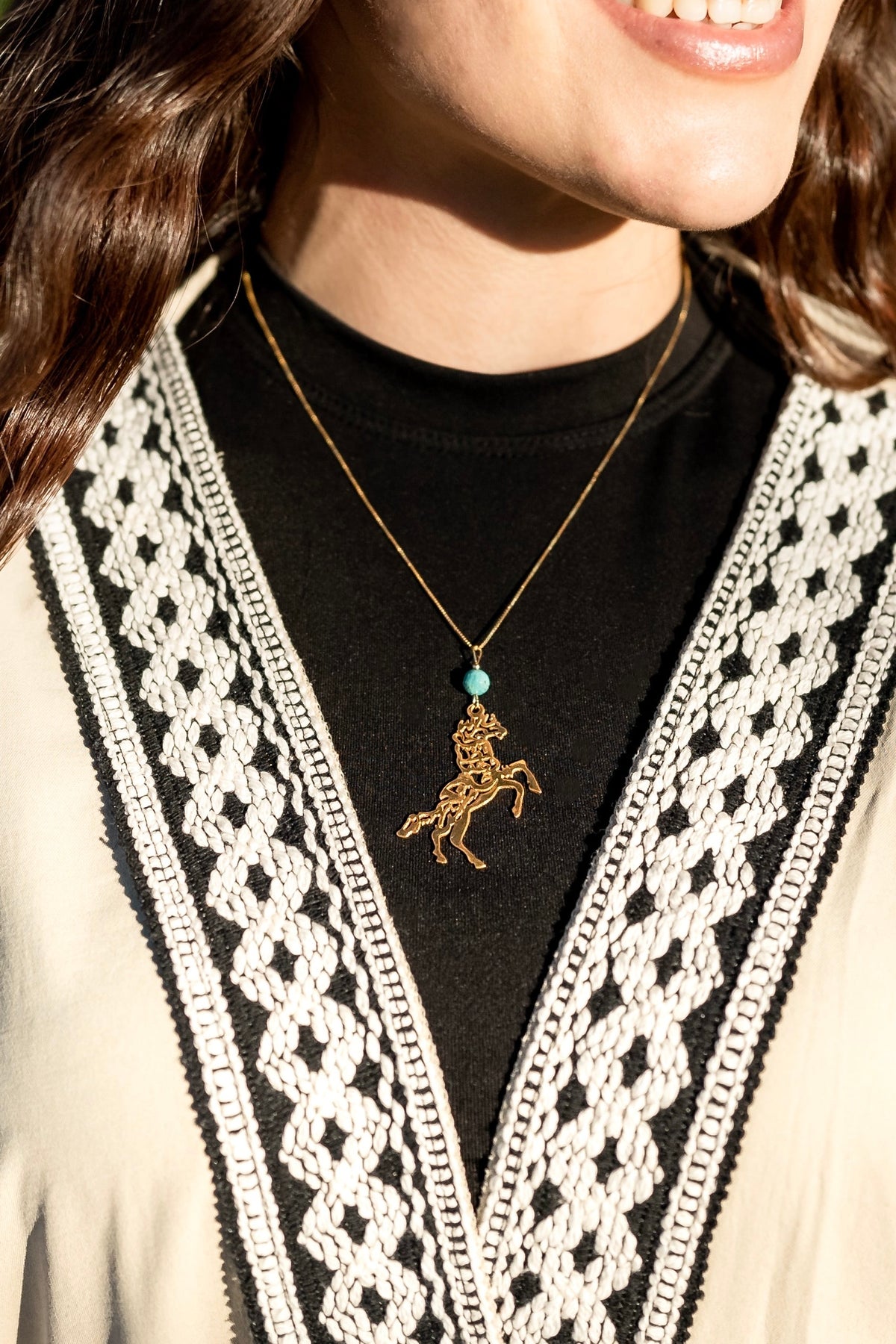 Horse car mirror / Necklace with a verse from "ุณูุฑุฉ ููุณู" with turquoise stone
