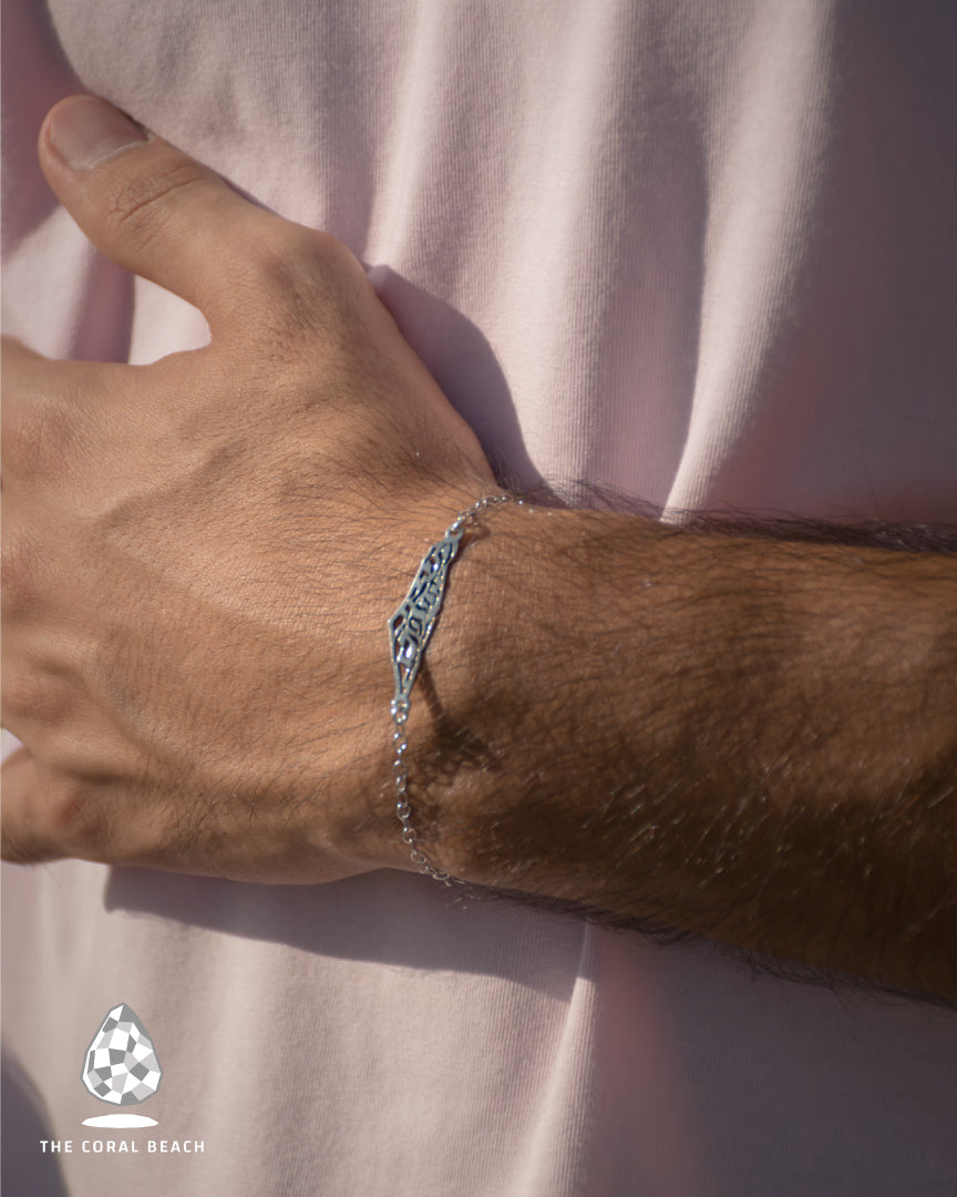 Palestine map with olive leaves pattern inside bracelet