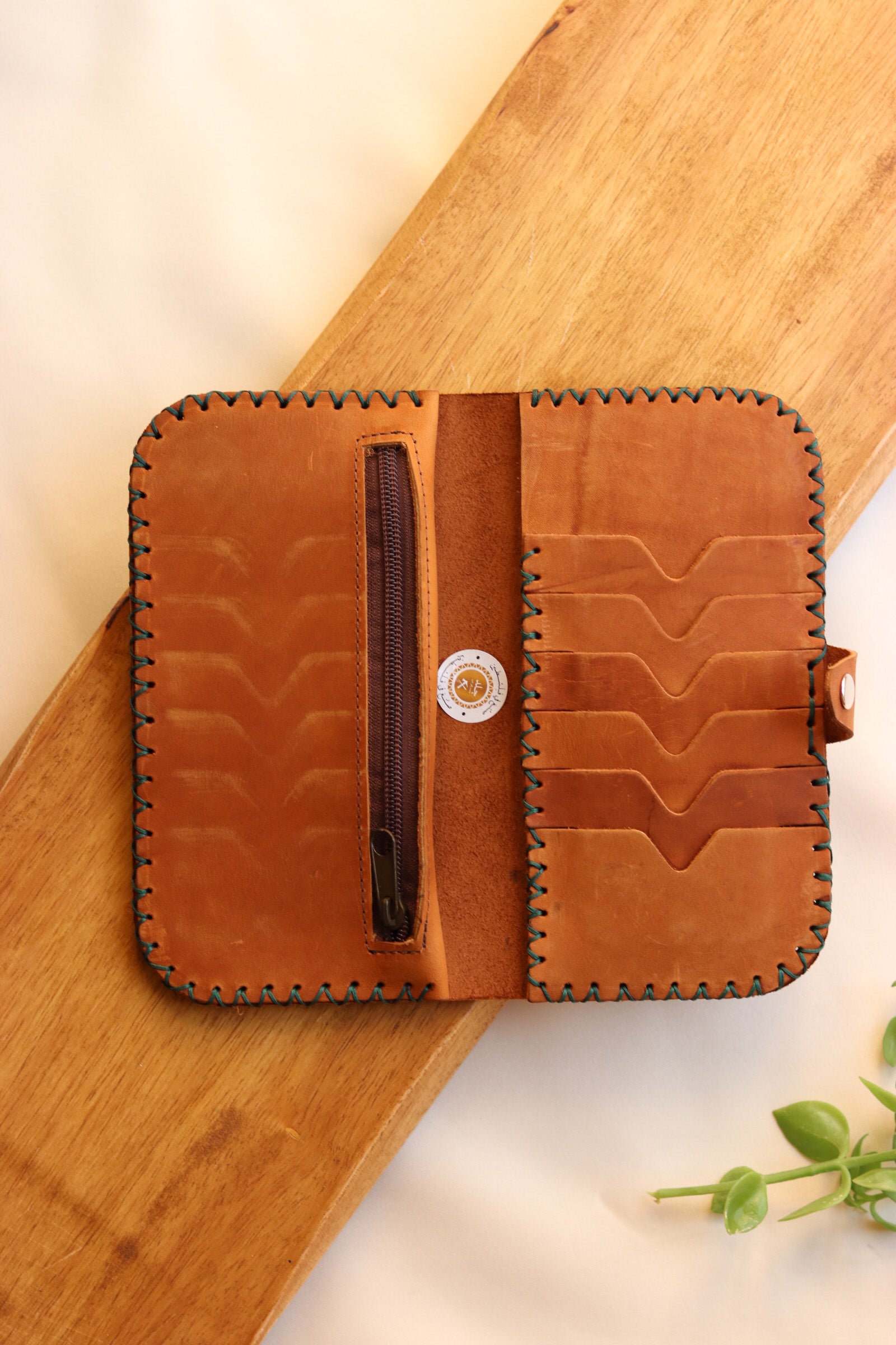 Palestine map frame leather hand purse