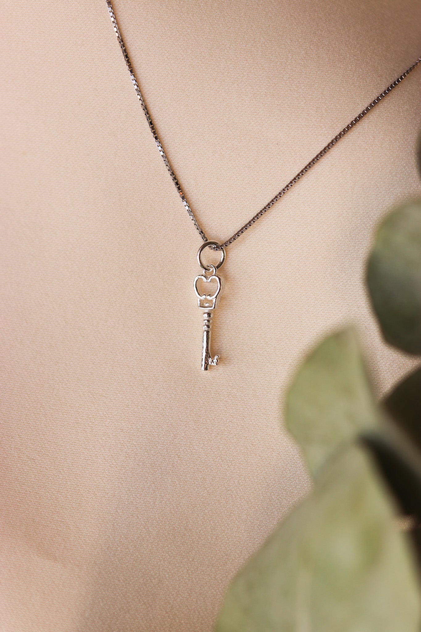 Palestinian right of return small key necklace